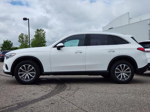 2025 Mercedes-Benz GLC 300 4MATIC