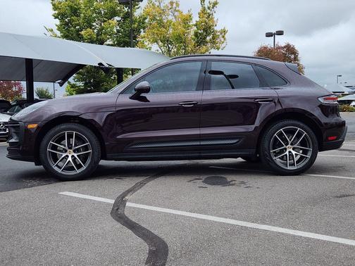 2023 Porsche Macan Base