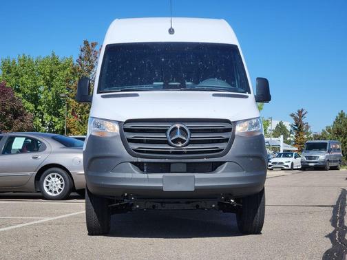2026 Mercedes-Benz Sprinter 2500 Standard Roof