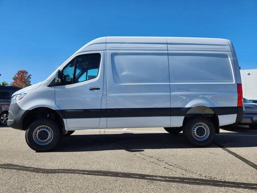 2026 Mercedes-Benz Sprinter 2500 Standard Roof