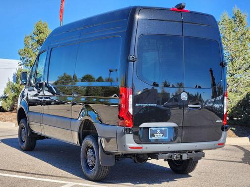 Obsidian Black Metallic 2026 Mercedes-Benz Sprinter 2500 Standard Roof