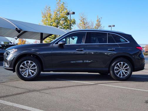 2026 Mercedes-Benz GLC 300 4MATIC