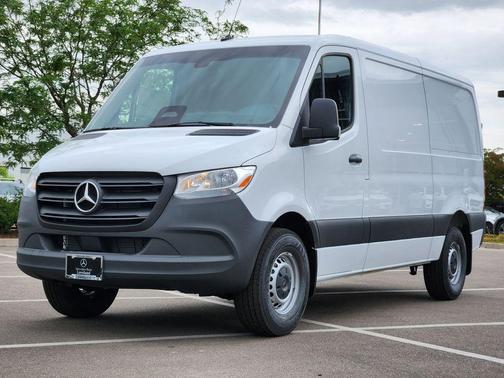 Arctic White 2026 Mercedes-Benz Sprinter 2500 BASE