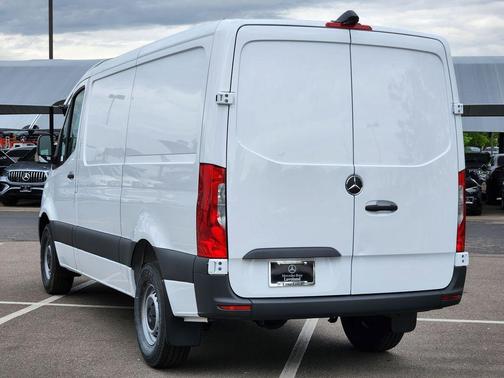 Arctic White 2026 Mercedes-Benz Sprinter 2500 BASE