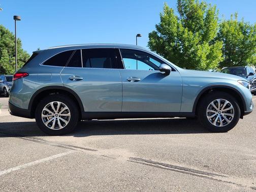 2026 Mercedes-Benz GLC 300 4MATIC