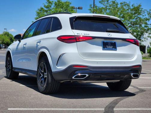 Polar White 2026 Mercedes-Benz GLC 300 Base 4MATIC