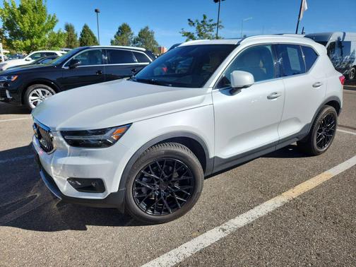 2021 Volvo XC40 T5 Inscription