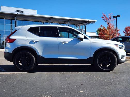 2021 Volvo XC40 T5 Inscription
