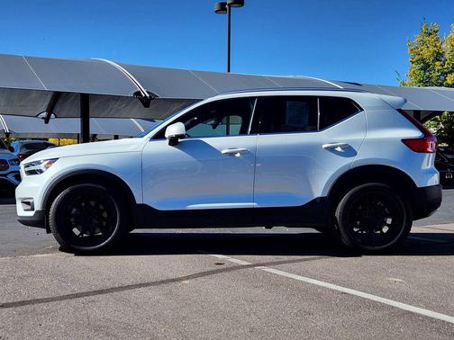 2021 Volvo XC40 T5 Inscription