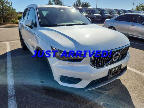 2021 Volvo XC40 T5 Inscription