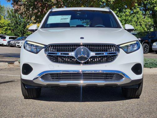 2026 Mercedes-Benz GLC 300 4MATIC