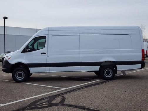 2026 Mercedes-Benz Sprinter 2500 170 WB High Roof Extended Cargo