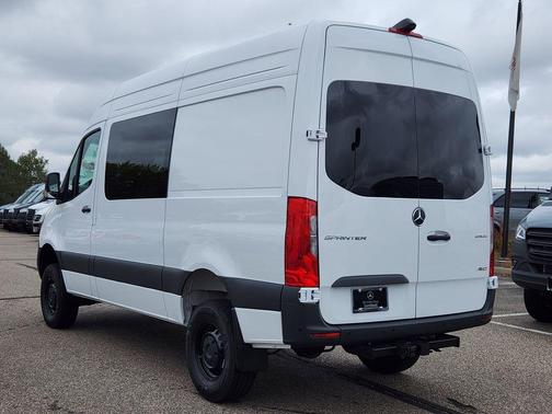 2026 Mercedes-Benz Sprinter 2500 Standard Roof
