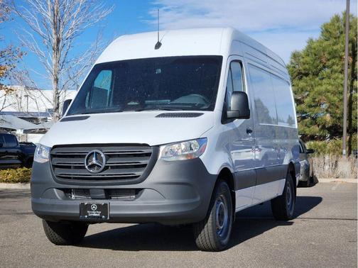 2025 Mercedes-Benz Sprinter 2500 Standard Roof