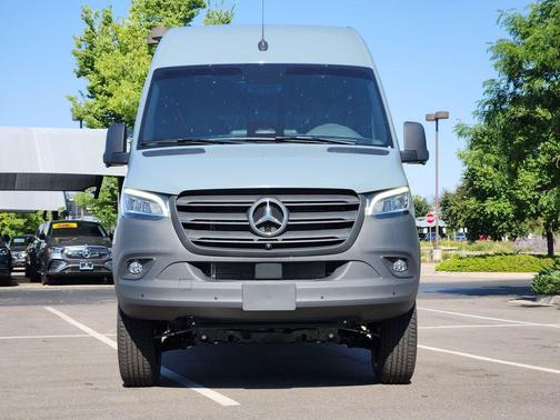 2025 Mercedes-Benz Sprinter 2500 High Roof