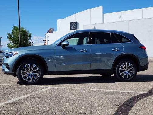 2026 Mercedes-Benz GLC 300 4MATIC