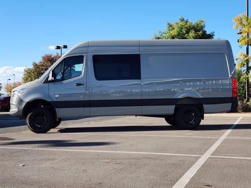 2026 Mercedes-Benz Sprinter 2500 High Roof