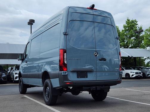 2025 Mercedes-Benz Sprinter 2500 144 WB