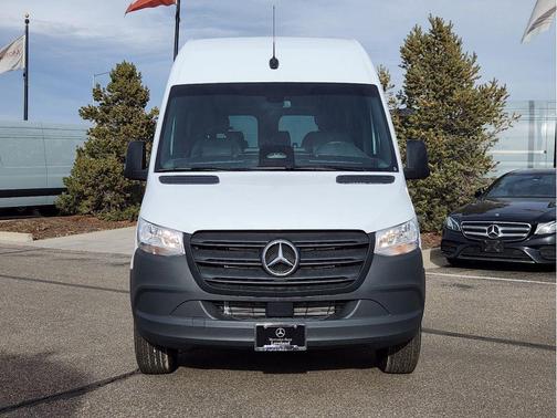 2025 Mercedes-Benz Sprinter 2500 Standard Roof