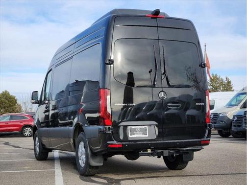 2025 Mercedes-Benz Sprinter 2500 Standard Roof