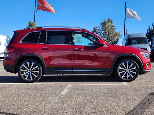 2021 Mercedes-Benz GLB 250 