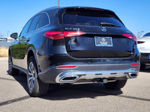 2025 Mercedes-Benz GLC 300 4MATIC