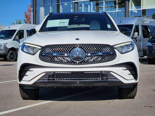 2026 Mercedes-Benz GLC 300 4MATIC