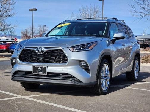 2022 Toyota Highlander Limited