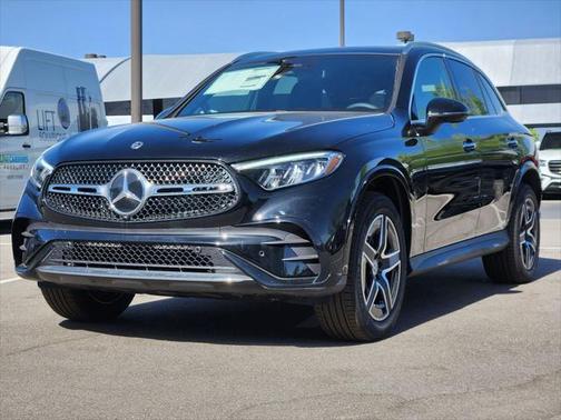 2025 Mercedes-Benz GLC 300 4MATIC