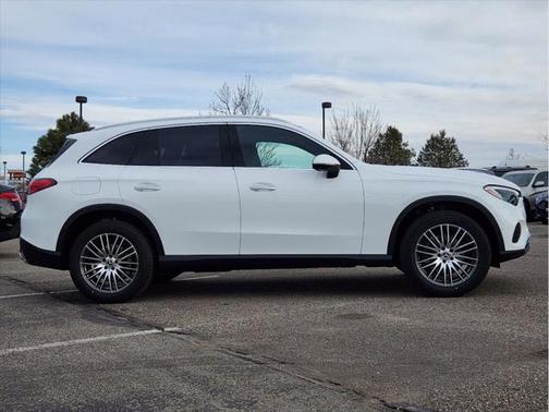 2025 Mercedes-Benz GLC 300 4MATIC