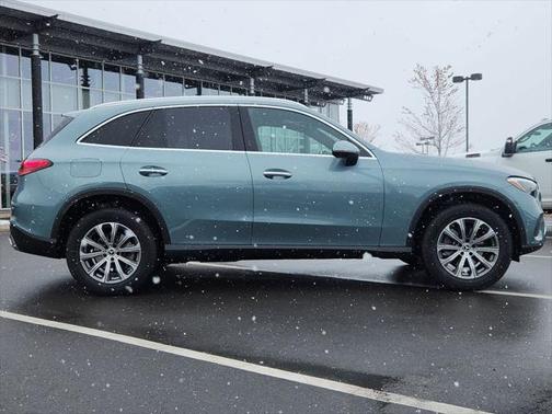 2025 Mercedes-Benz GLC 300 4MATIC