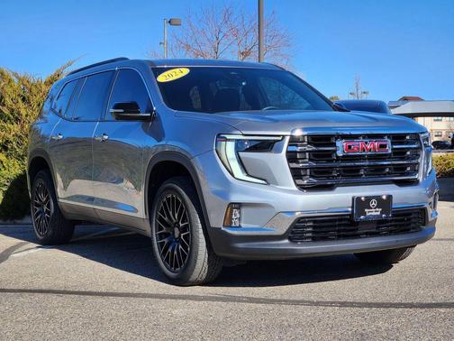 2024 GMC Acadia Elevation