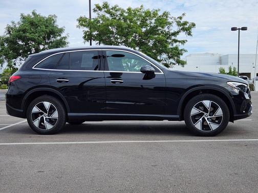 2024 Mercedes-Benz GLC 300 4MATIC
