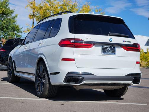 2020 BMW X7 M50i