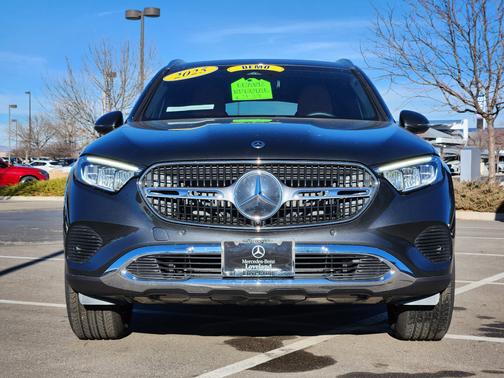 2025 Mercedes-Benz GLC 300 