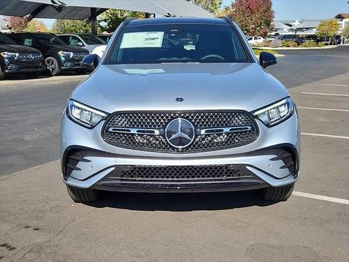 2025 Mercedes-Benz GLC 300 4MATIC
