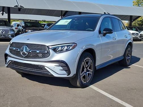 2025 Mercedes-Benz GLC 300 4MATIC