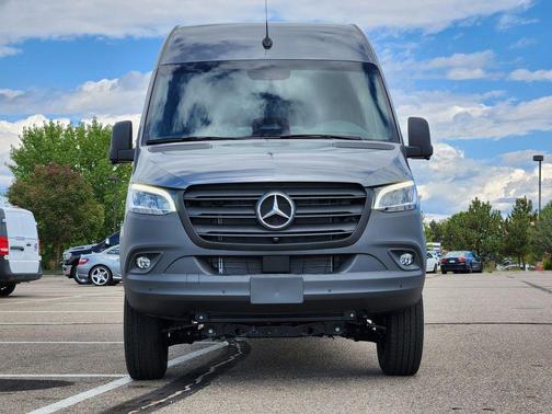2025 Mercedes-Benz Sprinter 2500 Standard Roof