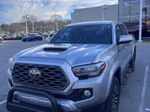 2023 Toyota Tacoma TRD Sport