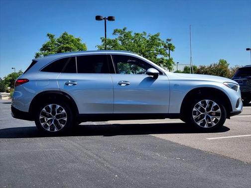 2025 Mercedes-Benz GLC 350e Base
