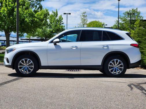 Polar White 2026 Mercedes-Benz GLC 300 Base 4MATIC