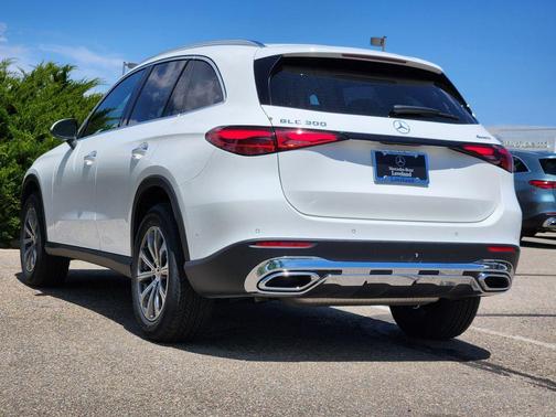 Polar White 2026 Mercedes-Benz GLC 300 Base 4MATIC