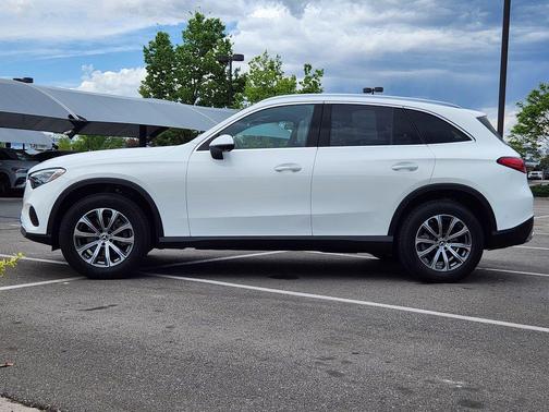 Polar White 2026 Mercedes-Benz GLC 300 Base 4MATIC
