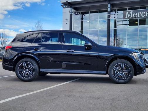 2025 Mercedes-Benz GLC 300 4MATIC