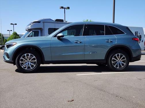 2025 Mercedes-Benz GLC 300 4MATIC