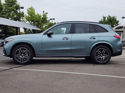 2026 Mercedes-Benz GLC 300 4MATIC