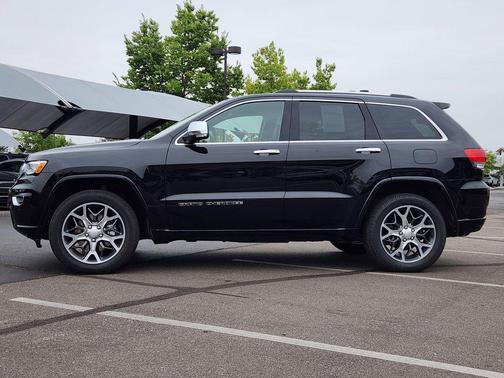 2020 Jeep Grand Cherokee Overland