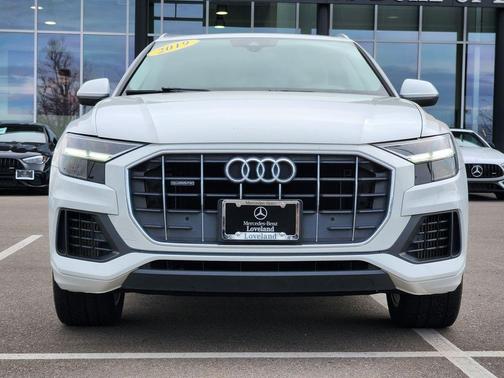2019 Audi Q8 Premium