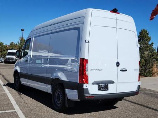 2025 Mercedes-Benz Sprinter 2500 Standard Roof