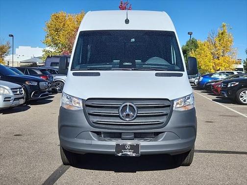 2025 Mercedes-Benz Sprinter 2500 Standard Roof